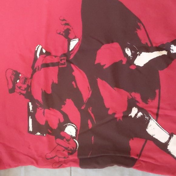 Uniqlo x Capcom Street Fighter maroon M. Bison tee XXS - Picture 2 of 8